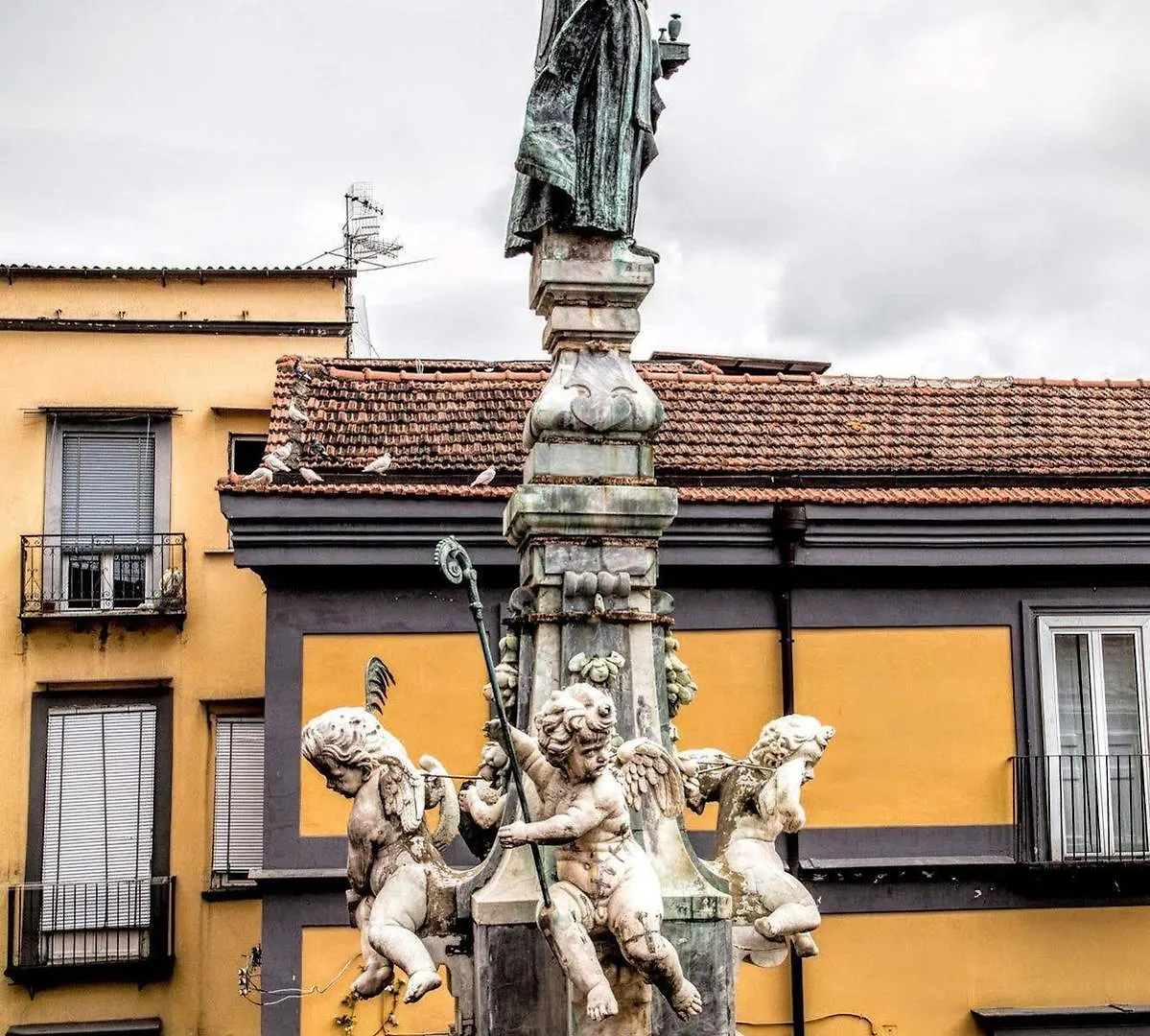 ベッド・アンド・ブレックファスト San Gennaro B&B ナポリ イタリア
